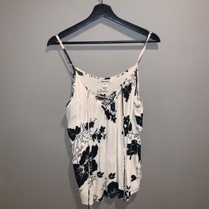 Billabong Medium Tank
